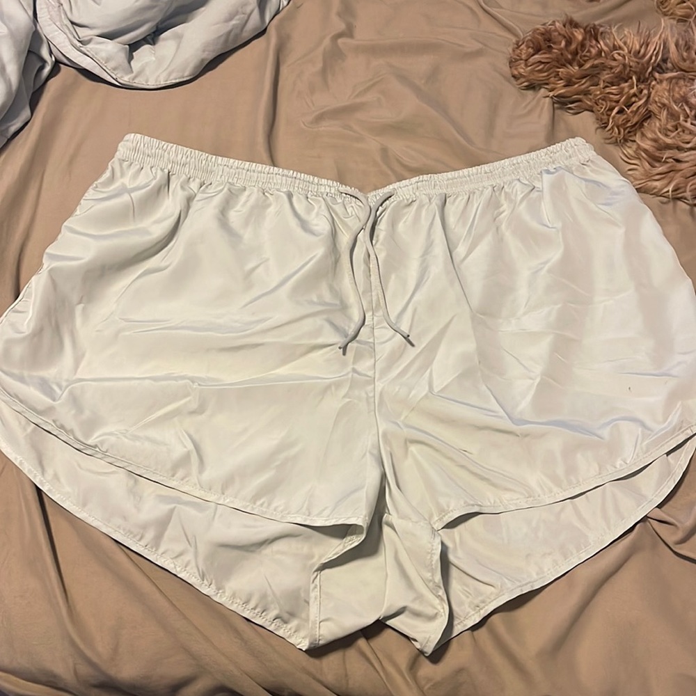 Running shorts